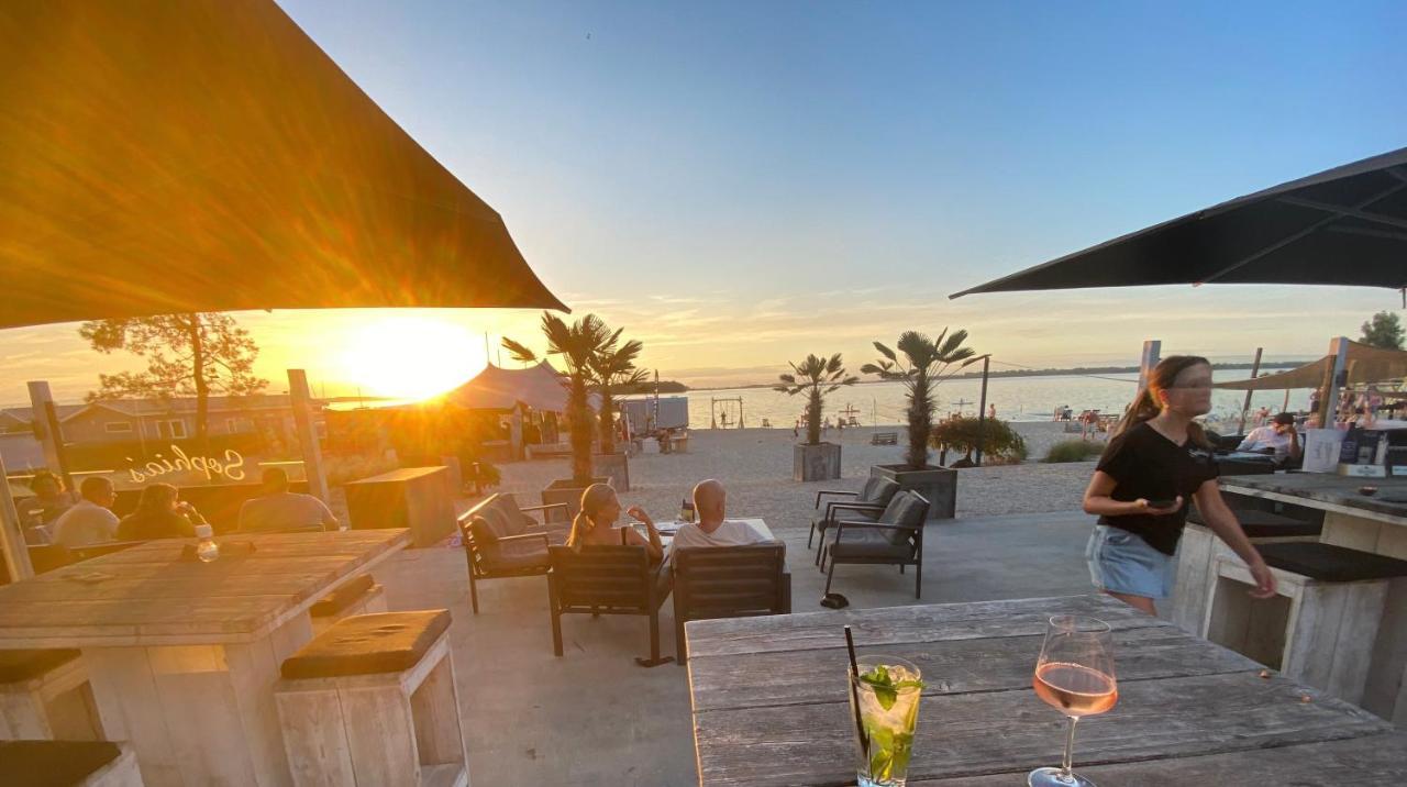 Green Villa In Bester Lage - Dachterrasse Mit Meerblick - Grosser Eingezaeunter Garten - Kinderfreundlich - Hunde Inklusive - 4 Sterne Resort - Direkt Am Strand - Pool Inklusive Хульсхорст Экстерьер фото