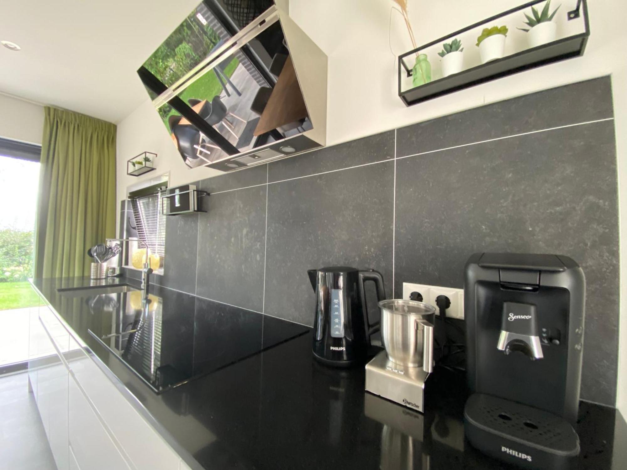 Green Villa In Bester Lage - Dachterrasse Mit Meerblick - Grosser Eingezaeunter Garten - Kinderfreundlich - Hunde Inklusive - 4 Sterne Resort - Direkt Am Strand - Pool Inklusive Хульсхорст Экстерьер фото